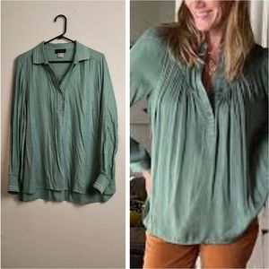CreationL Collar Neck Tunic Shirt Women's Size 10 Sage Green Casual